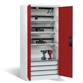 Akku Ladeschrank mit15 Steckdosen